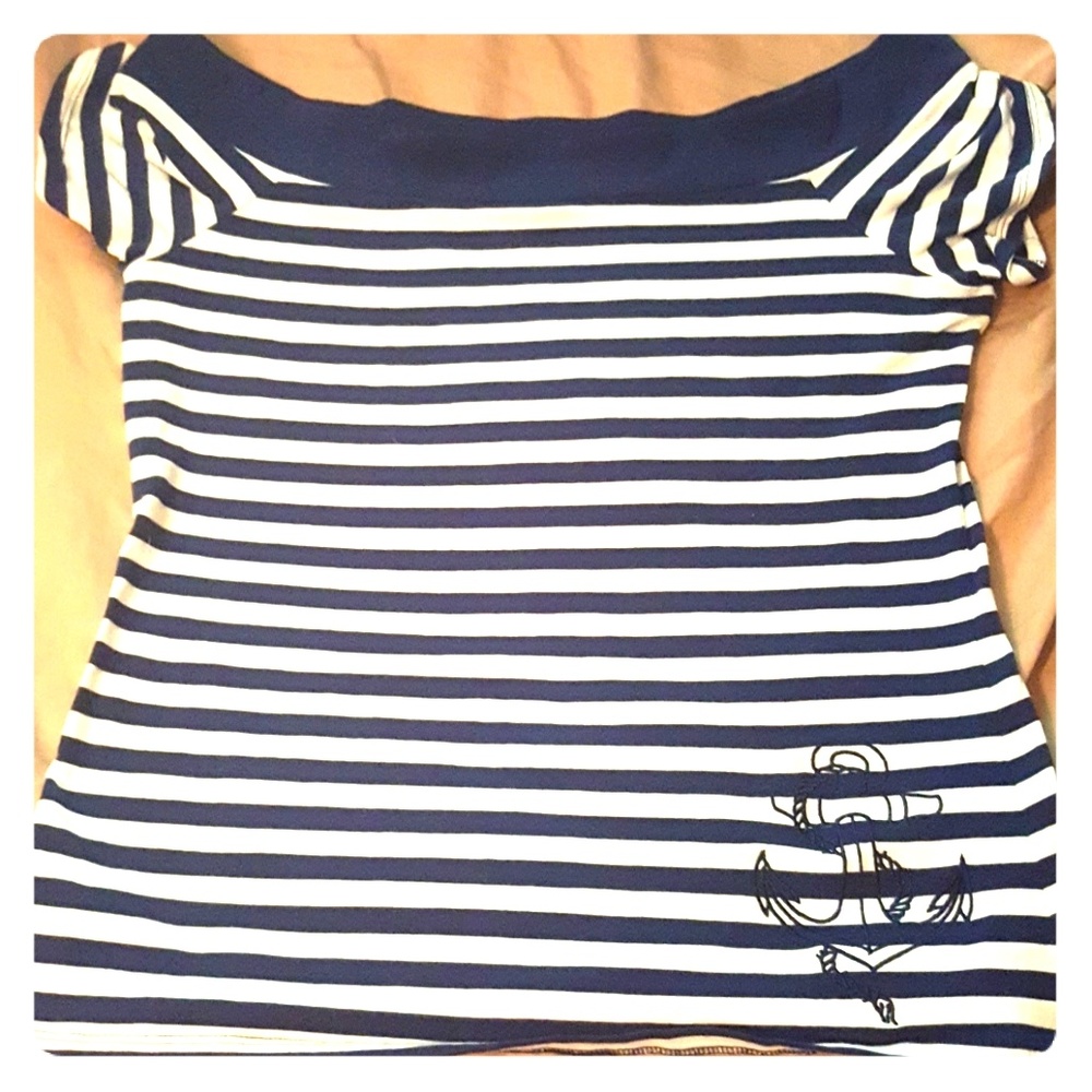 Hot Topic XL Anchor Tee